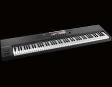 Load image into Gallery viewer, Native Instruments Komplete Kontrol S88 MK2 With 88-Key Hammer-Action Fatar Keybed
