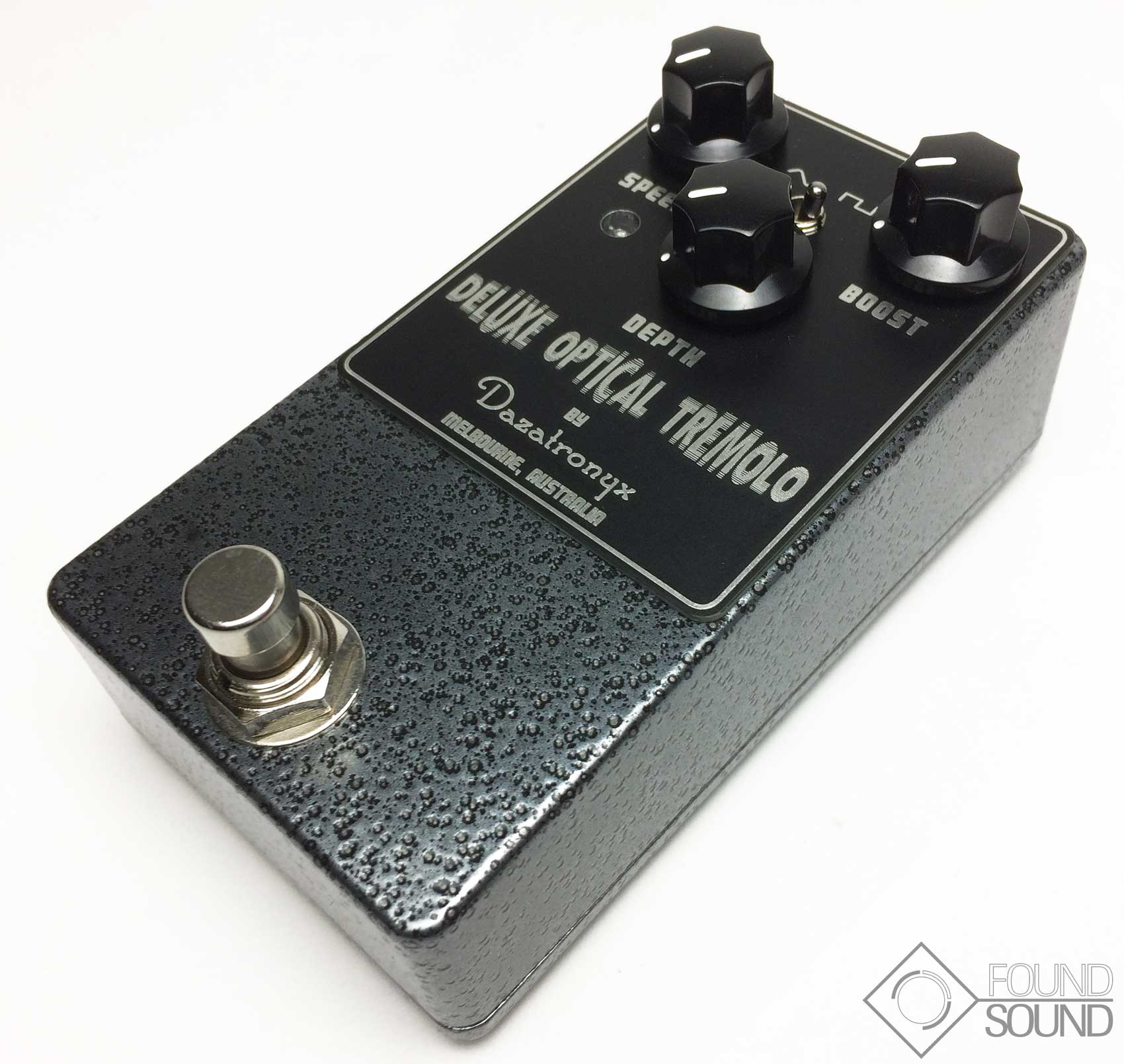 Dazatronyx Deluxe Optical Tremolo – Found Sound